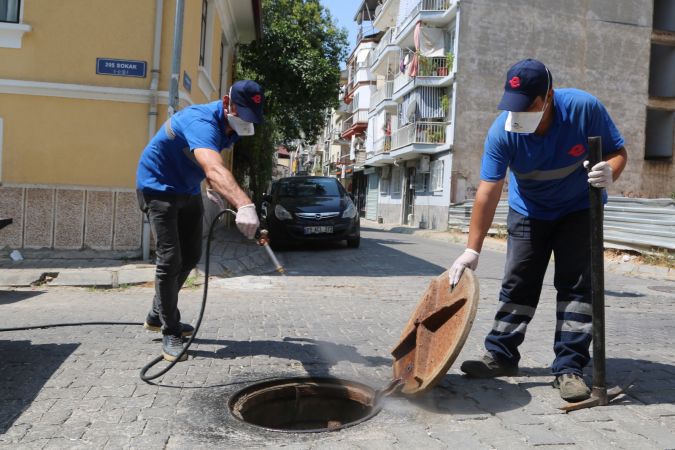 Efeler’den kent zararlılarına karşı etkin mücadele