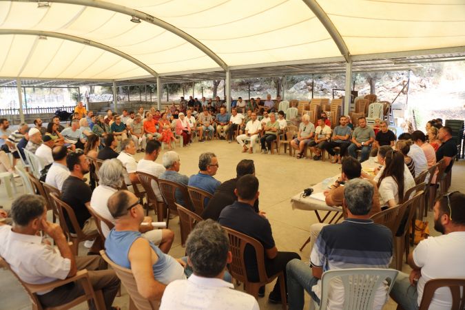 Büyükşehir ve Fethiye Belediyesi Faralya’da vatandaşları dinledi