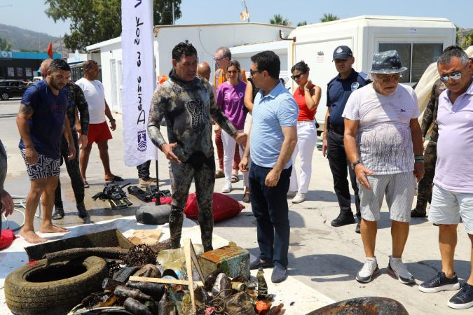 Bodrum Gündoğan’da deniz dibi temizliği