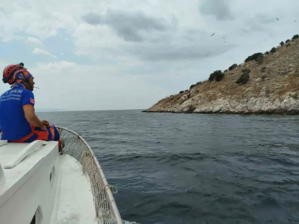 Erdek Askeri Kampı’nda 1 kişi denizde kayboldu: Arama kurtarma çalışmaları sürüyor