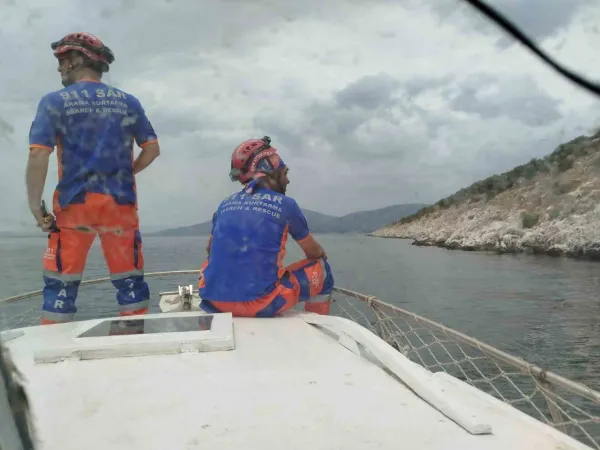 Erdek Askeri Kampı’nda 1 kişi denizde kayboldu: Arama kurtarma çalışmaları sürüyor