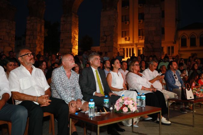 Efes Selçuk tiyatro ile buluştu