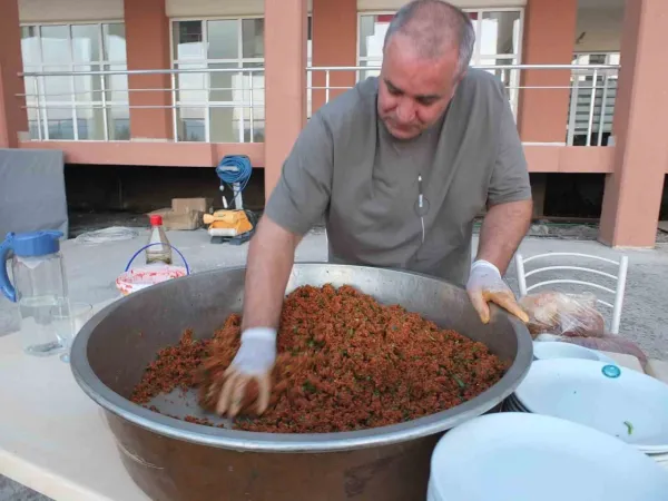 Balıkesir’de sazlı sözlü Elazığlılar Gecesi düzenlendi