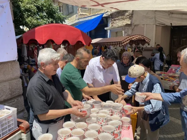 Havran Belediyesi’nin aşure hayrı yoğun ilgi gördü