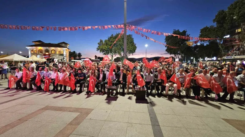 Bandırma’da coşkulu 15 Temmuz programı