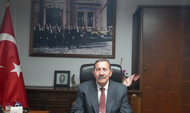 Başkan Topuz yeni bebek heyecanı yaşayan ailenin mutluluğuna ortak oldu