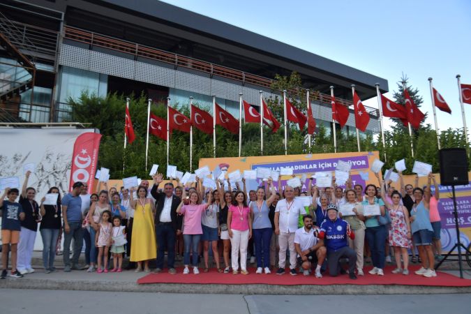 Beylikdüzü’nde kadın bisikletçiler sertifikalarını aldı