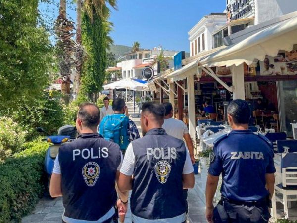 Bodrum'da Polis ve Zabıta Ekiplerinden ortak uygulama