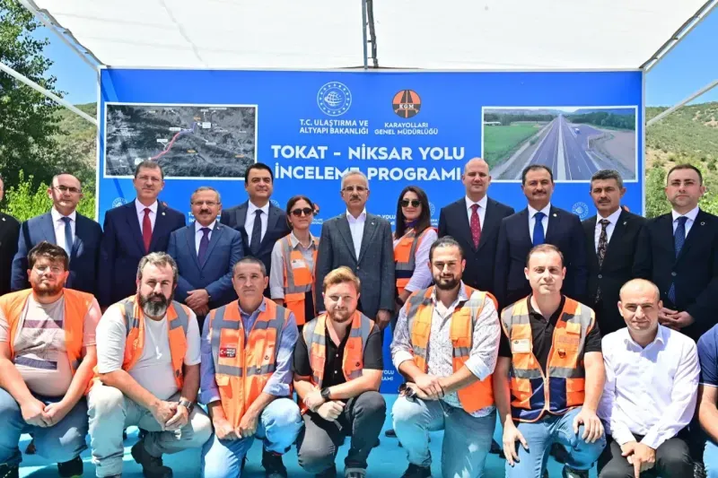 Bakan Uraloğlu müjdeyi verdi 40 Dakikalık yol 25 Dakikaya düşüyor.. Toplamda senede 550 milyon lira tasarruf sağlayacak..