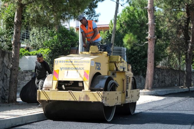 Bodrum’da asfalt çalışmasına sürpriz ziyaret