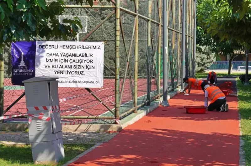 İzmir’in parklarında seferberlik var