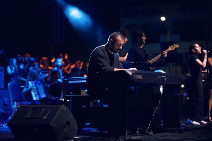 MOD10’dan Akçay’da muhteşem konser