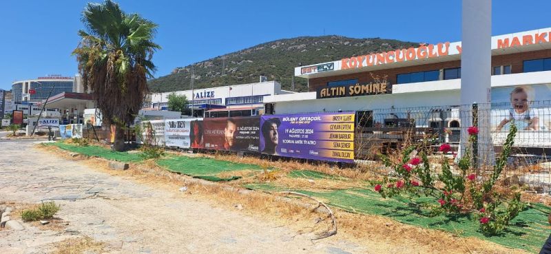 Bodrum'da izinsiz asılan afişler toplanıyor