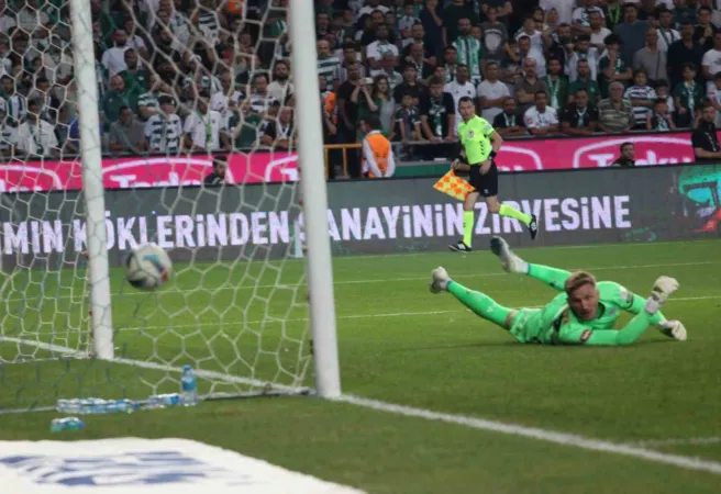 Aslan 2'de 2 yaptı Konyaspor: 1 Galatasaray: 2