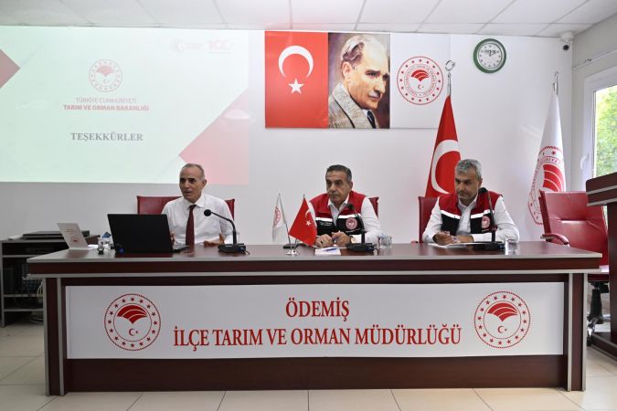 Beydağ ve Ödemiş’te 2024 hayvancılık destekleme modeli üretici örgütleri ve üreticilere tanıtıldı