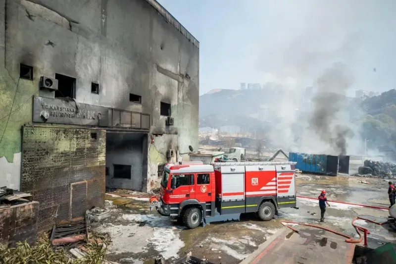 Kentin huzurlu uyuması için 50 saat boyunca aralıksız görev yaptılar