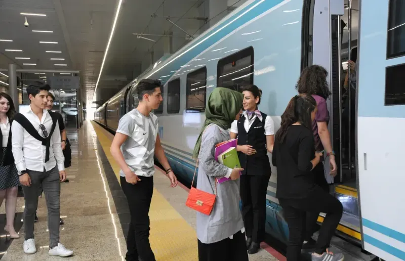 Marmaray İstanbul nüfusundan fazla yolcu taşıdı