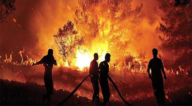 Egeli madenciler, Muğla’daki orman yangınlarının söndürülmesi için seferber oldu