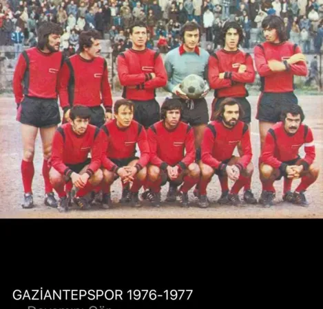 Bandırmaspor'un genç kalecisi Yiğit Zorluer, dededen toruna kaleci.. 