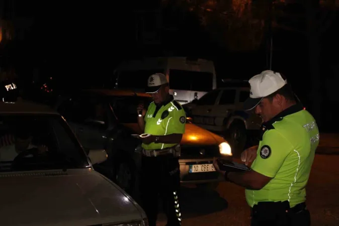 Balıkesir Polisi didik didik aradı