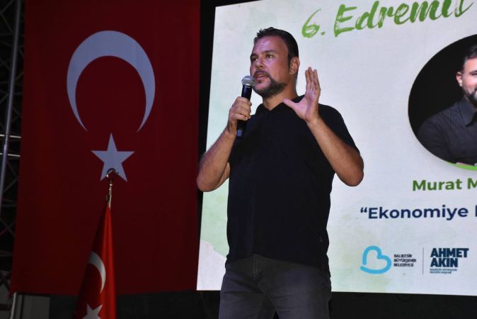 6. Edremit Kitap Fuarı'nın beşinci günü: Eğitimden ekonomiye zengin bir program