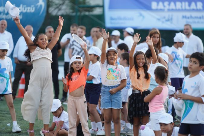 Beylikdüzü’nde 5 bin 512 sporcu çocuk madalya aldı