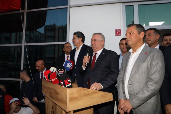 CHP Lideri Özgür Özel Edremit’te