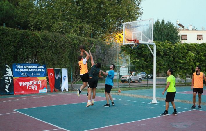 Genç sporcular Zafer Turnuvası’nda bu kez basketbol için yarıştı