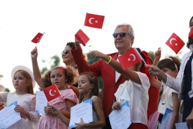 Bandırma’da ‘genç yeteneklerden Zafer Konseri