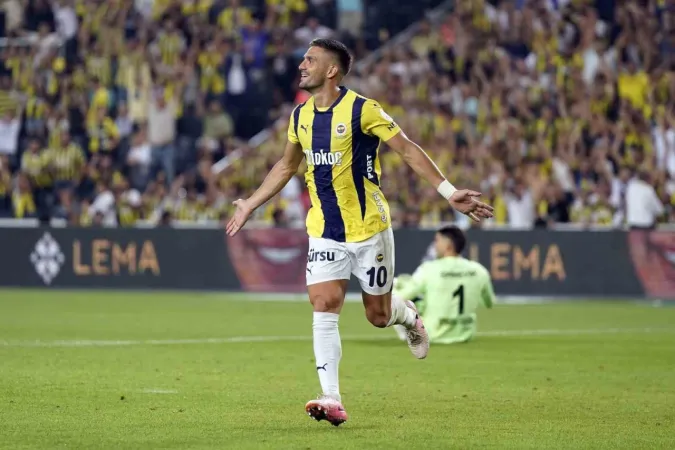 Fener dolu dizgin..! Fenerbahçe: 3 Alanyaspor: 0 