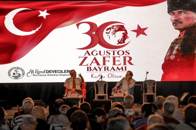 Burhaniye Festivalinde 30 Ağustos Zafer Bayramı coşkusu