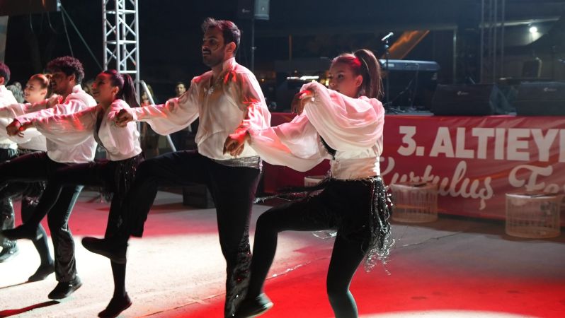 Balıkesir’in kurtuluşu, festivalle kutlanıyor