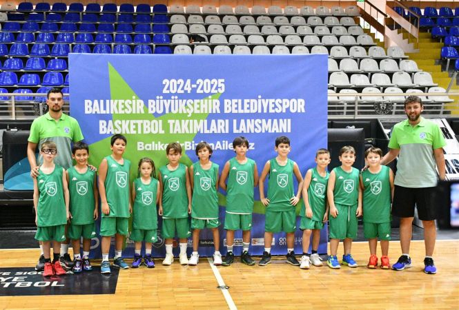 Büyükşehir Basketbol Takımları parkeye çıkmaya hazır