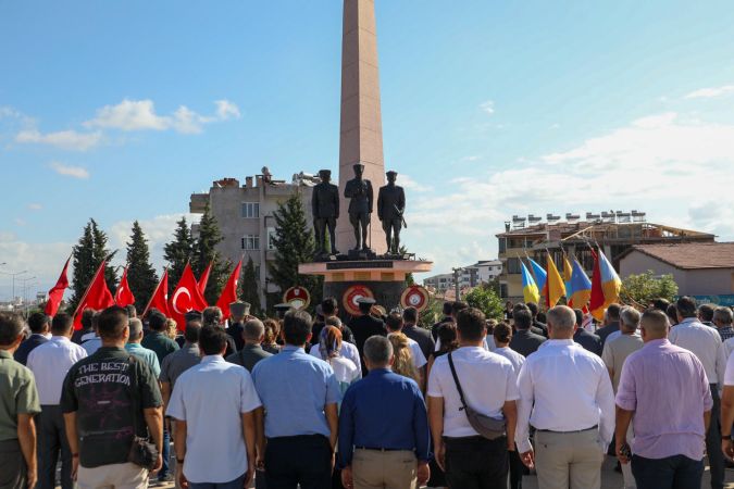 Kurtuluşun 102. yıl törenleri coşkuyla yapıldı