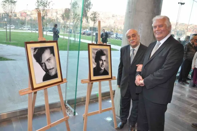 Dünyaca ünlü Balıkesirli fotoğraf sanatçısı Ahmet Esmer vefat etti