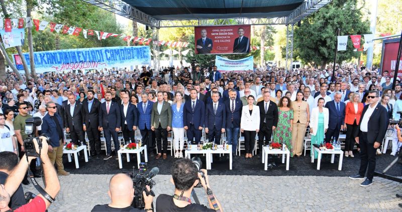 CHP Genel Başkanı Özgür Özel Bornova’da