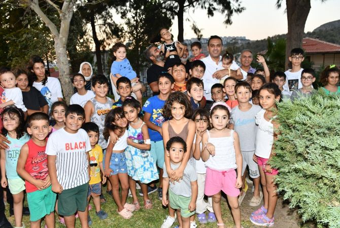 Başkan Yıldız’dan çocukları gülümseten ziyaret