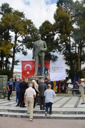 Ayvalık’ta Düşman İşgalinden Kurtuluşun 102. yılı coşkusu