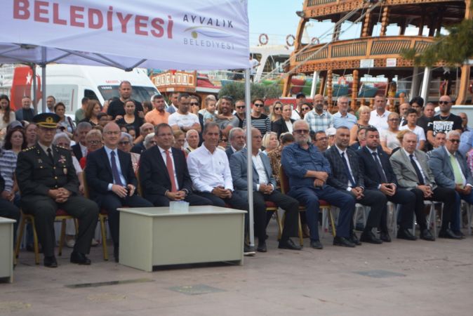 Ayvalık’ta Düşman İşgalinden Kurtuluşun 102. yılı coşkusu