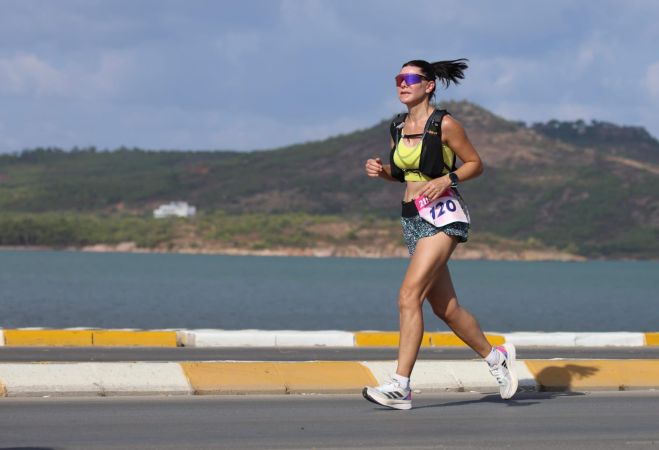 Uluslararası Ayvalık Kurtuluş Yarı Maratonu'na büyük ilgi