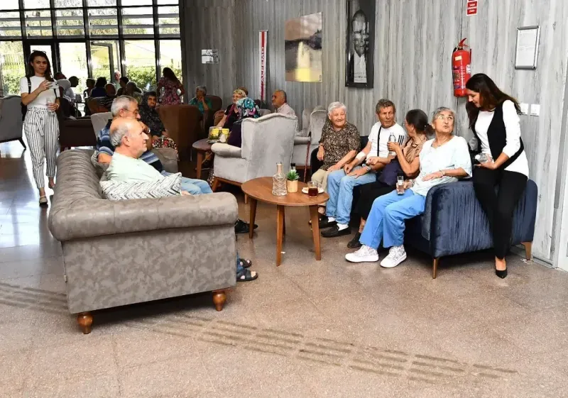 Büyükşehirden Zübeyde Hanım Huzurevi’ne anlamlı destek