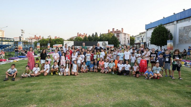 Gaziemir’in çevreci çocukları görev başında