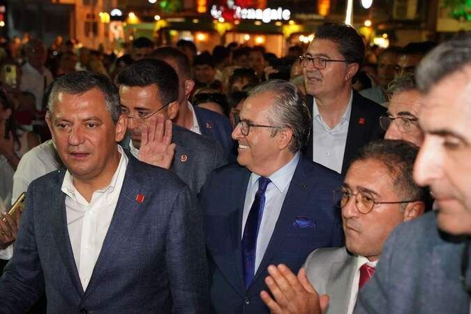 Özgür Özel: “19 Mayıs’ta bir büyük mücadele başladı”