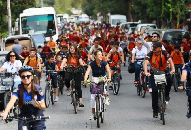  Efes Selçuklular Cumhuriyet için pedal çevirdi