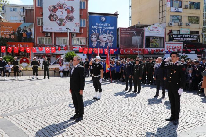 Edremit’te Gazilere anlamlı tören