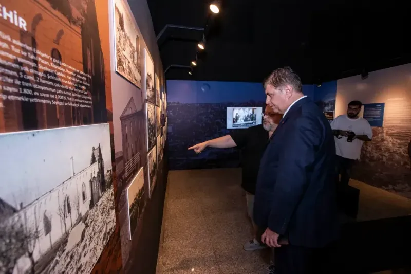 Başkan Tugay’dan “Yanık Yurt” ziyareti