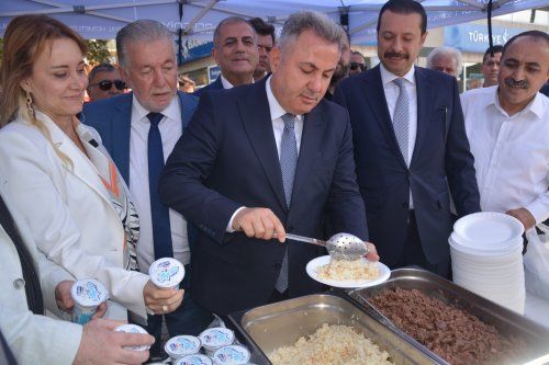 İzmir’de Ahilik Haftası’nı festival tadında kutladılar