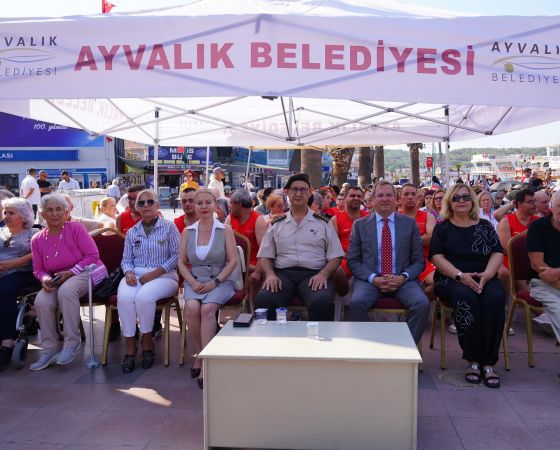 Ayvalık’ta 32’inci kez düzenlenen Ayvalık Engelliler Şenliği'ne büyük ilgi