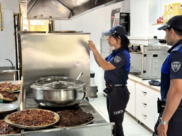 Bodrum'un Zabıta Ekiplerinden kantin denetimi