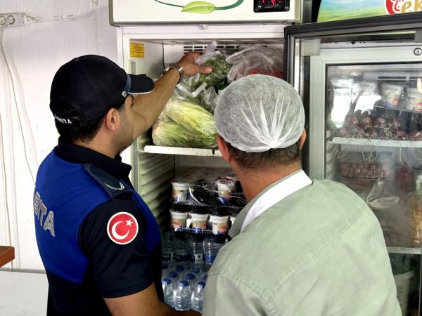 Bodrum'un Zabıta Ekiplerinden kantin denetimi